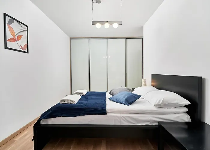 Апартаменты Spizowa Z Balkonem By Renters